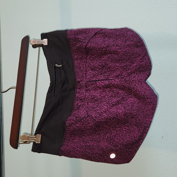 Lululemon Run Times Short Circuit Aurora Black Size 6 - Picture 3 of 5